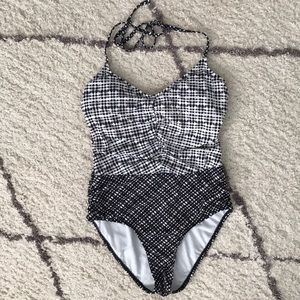Athleta nwot bathing suit xs